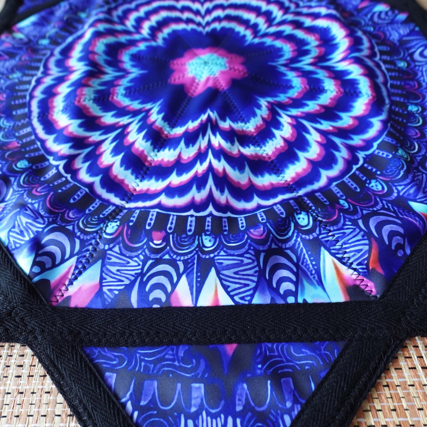 FlowStar (UV Reactive) Spinning Cloth Easy to Rotate Sided Print Double Stitched Flow Toy Fingertip Dapo Star (R05-Style6)